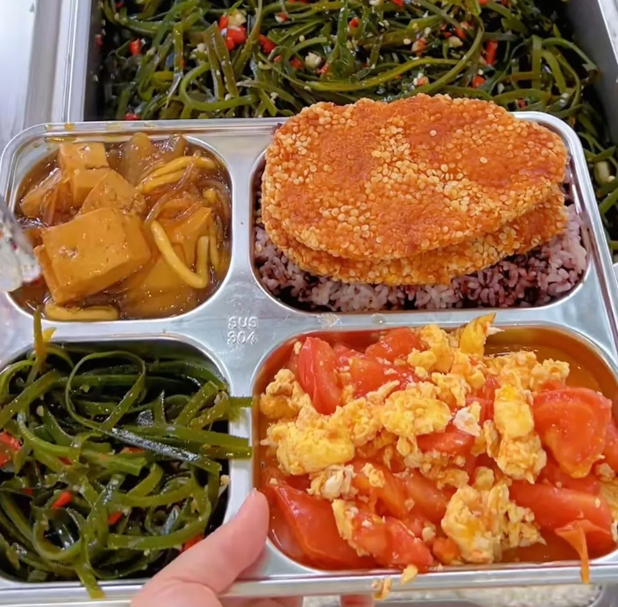 食堂饭菜1